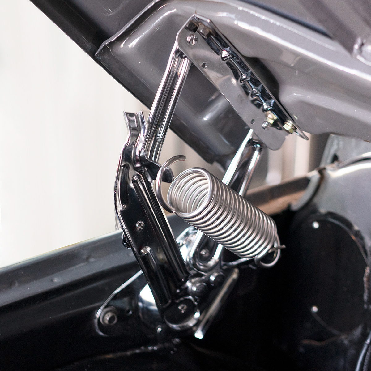 Chrome Hood Hinge For 1967-72 Chevy & GMC Truck - L/H