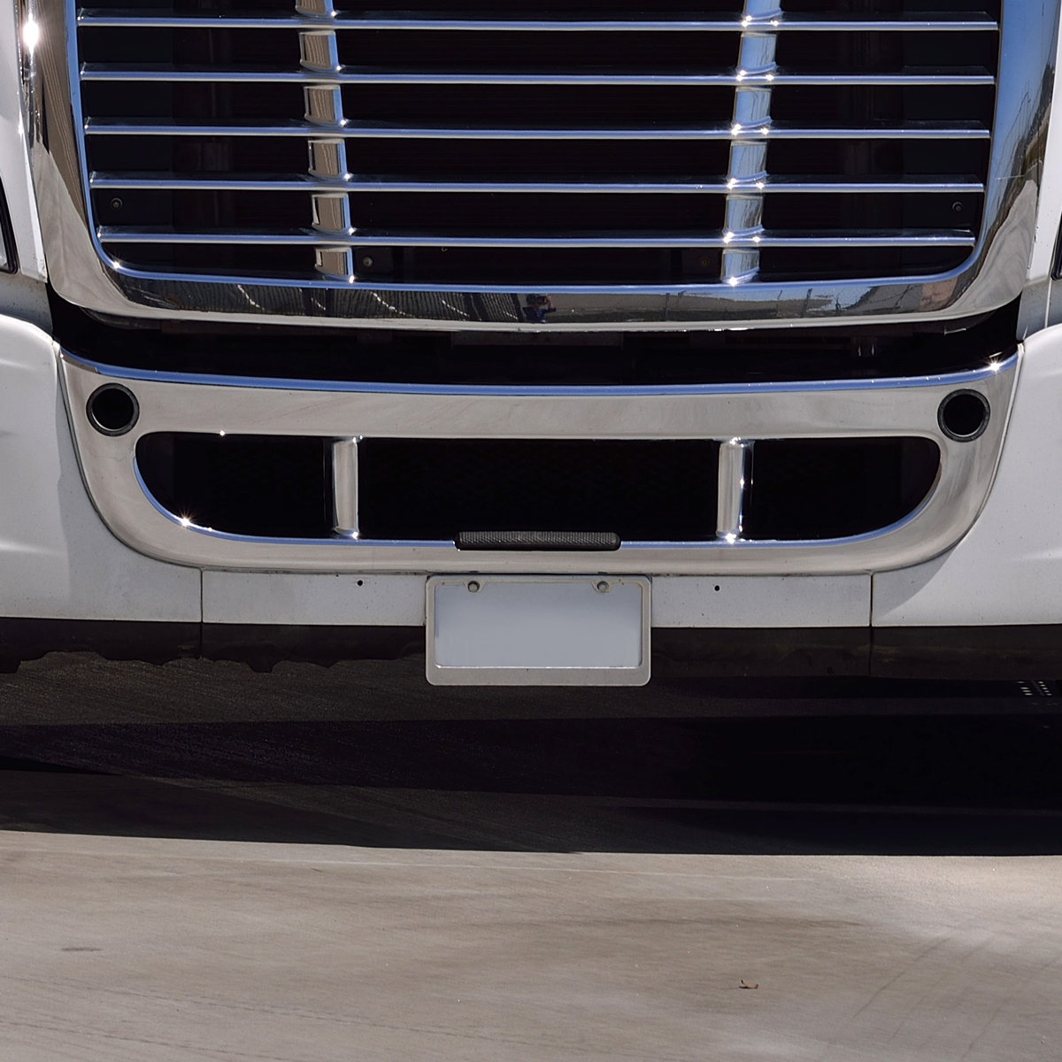 Chrome Center Bumper Trim For 2008-2017 Freightliner Cascadia