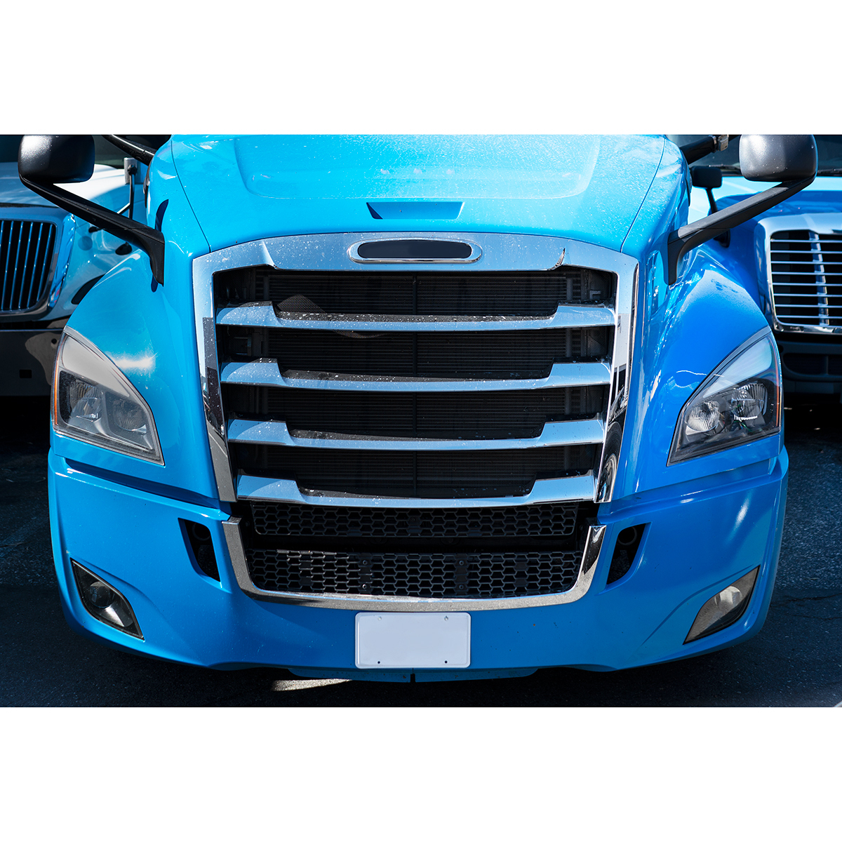 Lower Grille For 2018-2025 Freightliner Cascadia
