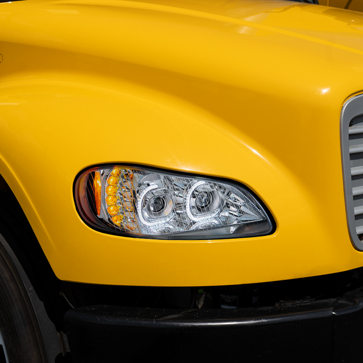 Black LED Projection Headlight Assembly For 2003-2024 Freightliner M2- Passenger