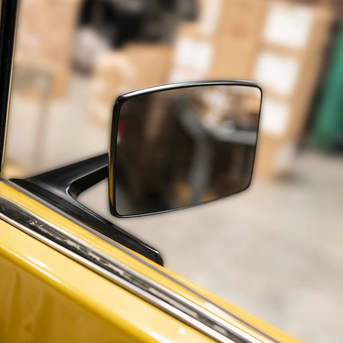 Black Exterior Mirror For 1966-1977 Ford Bronco & 1967-1979 Truck - R/H