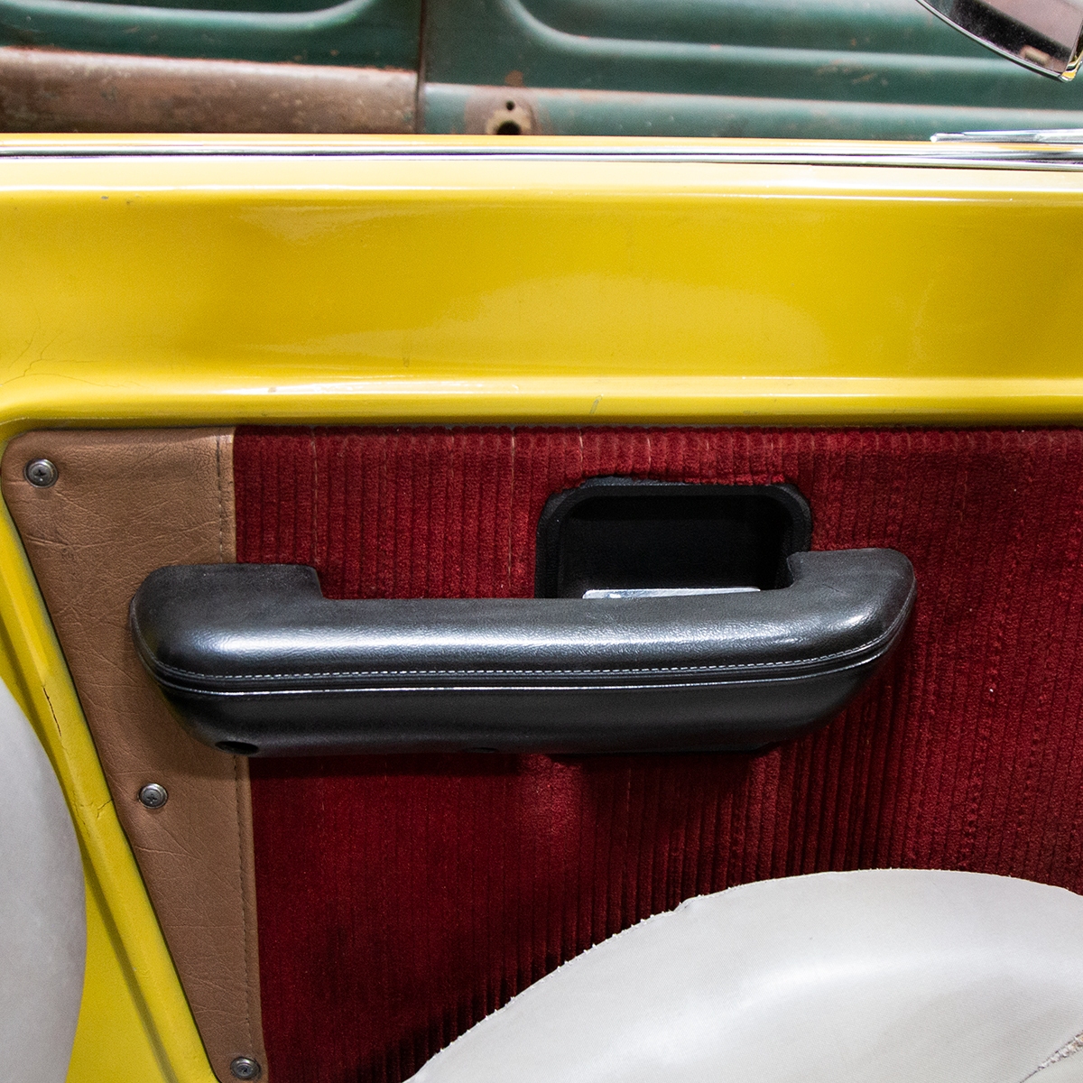 Black Arm Rest For 1968-77 Ford Bronco (Pair)