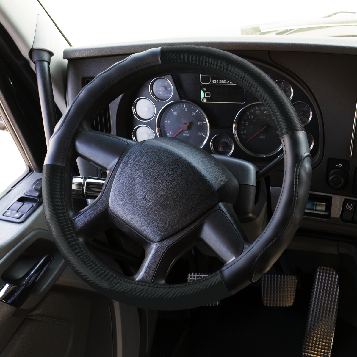 18" Carbon Fiber Pattern Steering Wheel Cover - Black Stitching