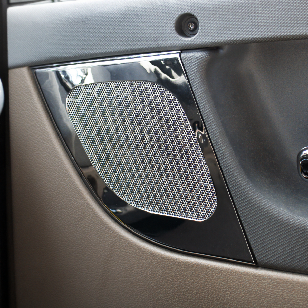 Chrome Door Speaker Cover For 2008-2017 Freightliner Cascadia - Passenger