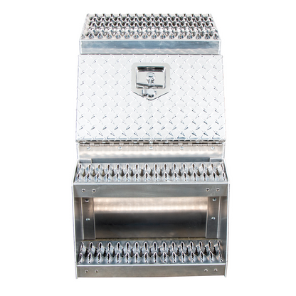 18"L X 25"W X 28"H Aluminum Step Saddle Box