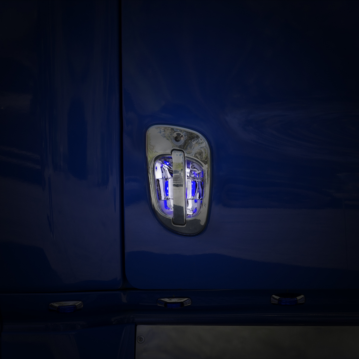 6 Blue LED Chrome Door Handle Cover for Freightliner - Passenger