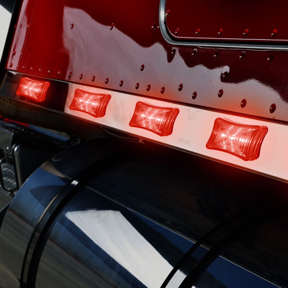 3 LED Rectangular Clearance/Marker Light-Red LED/Red Lens